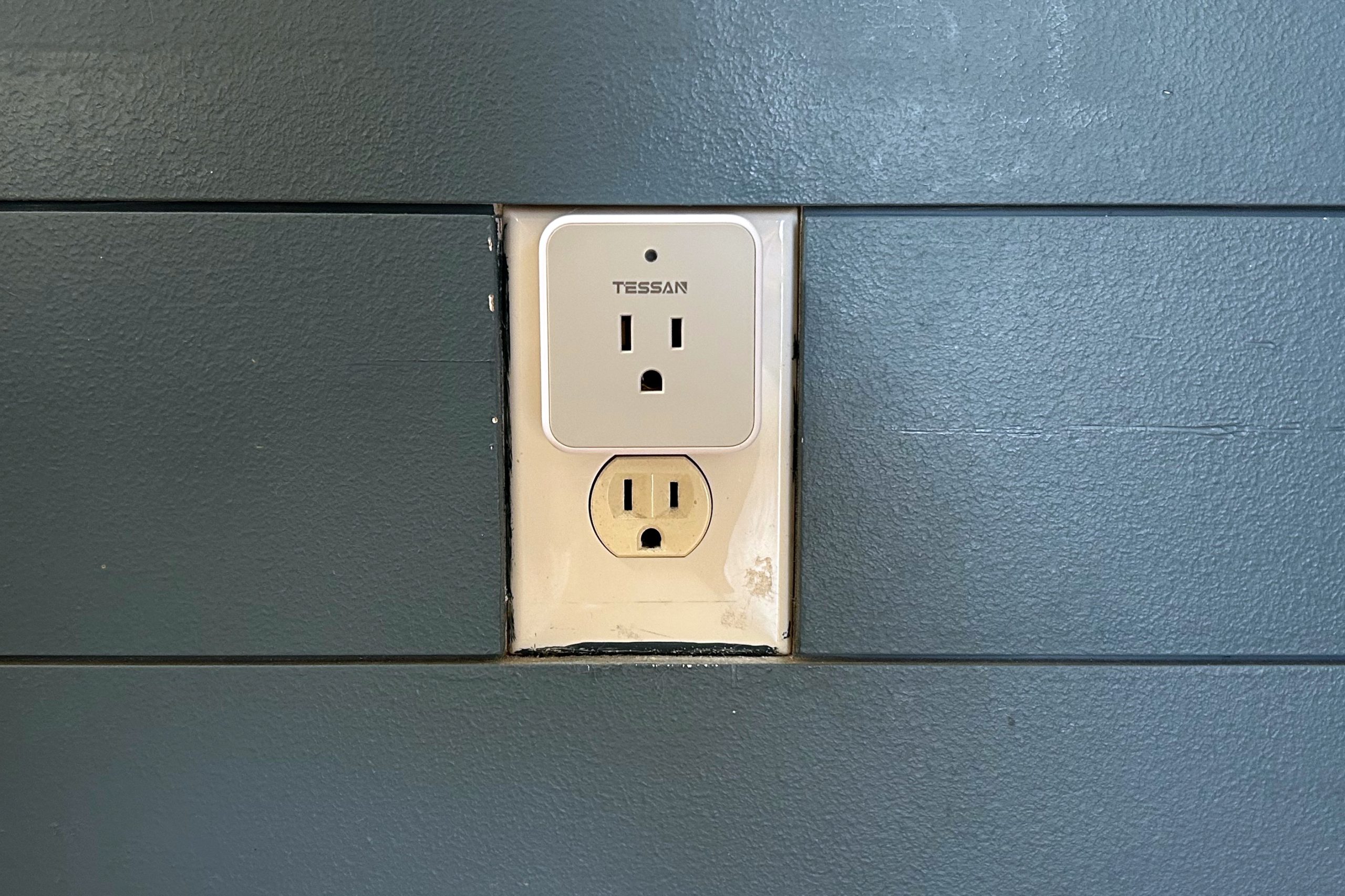 Tessan Some distance away Wall Outlet review: No Wi-Fi, no declare?
