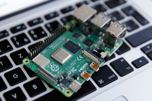 10 surprisingly vivid Raspberry Pi initiatives anybody can attain
