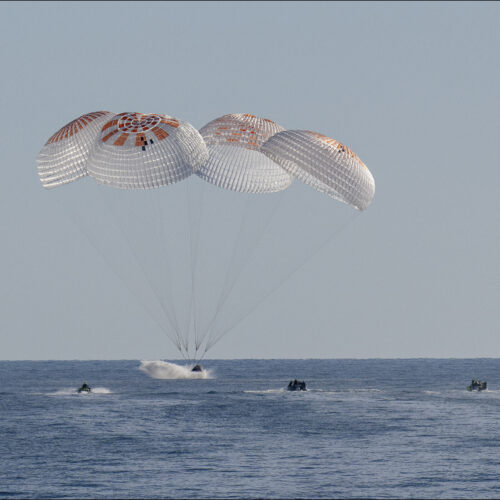 Can NASA live nonpartisan when basic spaceflight truths are shredded?
