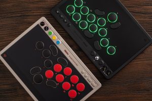 8BitDo’s all-button Arcade Controller is practically as thin as a MacBook Pro