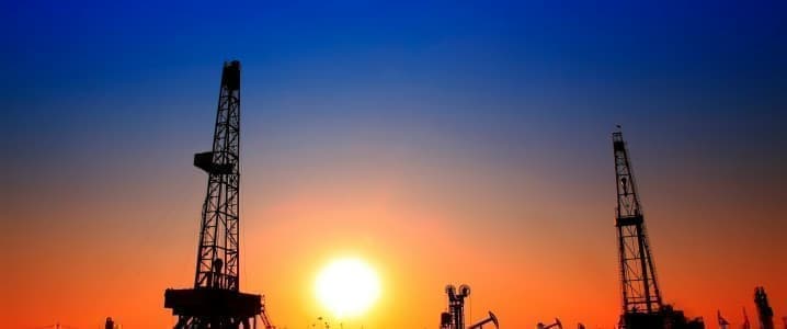 U.S. Shale Output Nearing Height as Oil Costs Stagnate