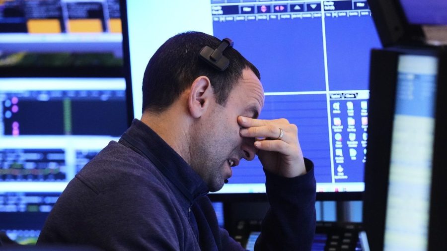 GOP bill locks in novel deficit plateau as bond market quakes