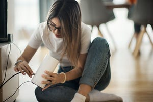 My Secret to Saving on My Web Bill Is My Router: Here’s Be taught how to Get One for Free