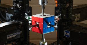 How school college students constructed the quickest Rubik’s Dice-fixing robotic yet