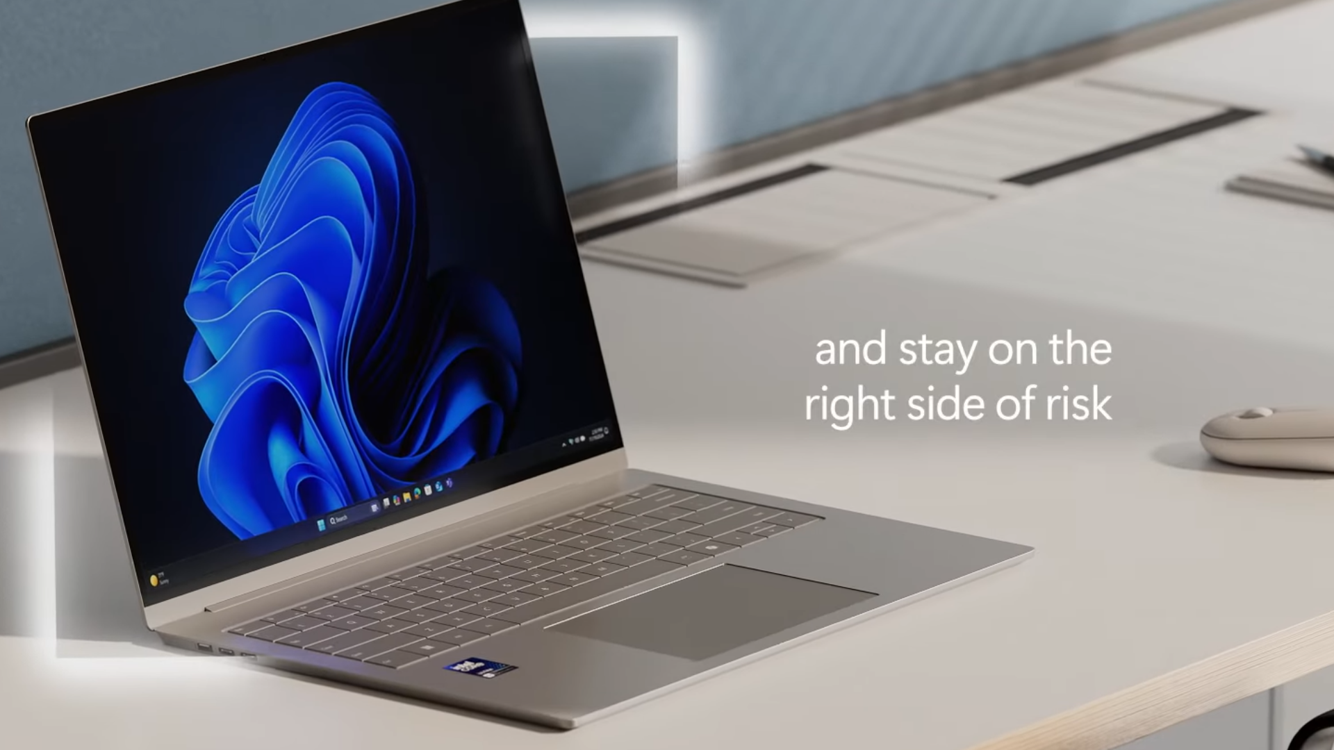 Microsoft begs/threatens Windows 10 customers to upgrade, again
