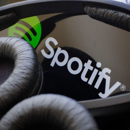 Half a million Spotify customers are unknowingly grooving to an AI-generated band