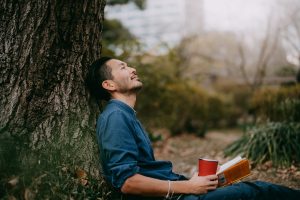Largest Trial of Four-Day Workweek Finds Workers Are Happier and Feel Steady as Productive