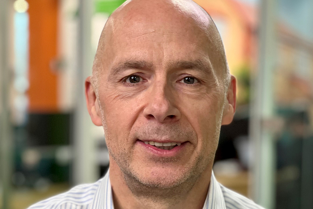 Prothero to retire from Marshalls board