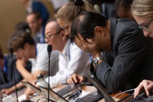 Clock runs down on world plastics pact and not using a deal in survey