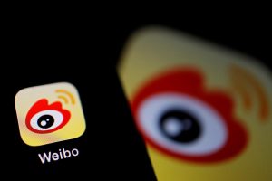 Chinese language social media platforms roll out labels for AI-generated fabric