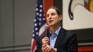 U.S. Senator accuses Microsoft of “unhealthy cybersecurity negligence”