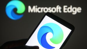 Microsoft tries new trick to dissuade Edge customers downloading Chrome