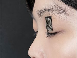 UCLA develops eyelid-mounted sensor to trace fatigue with 96% accuracy