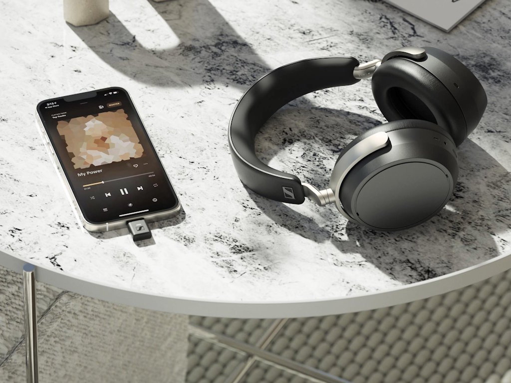 Sennheiser unveils HDB 630 wi-fi headphones with aptX Adaptive USB transmitter for prime-option track enthusiasts