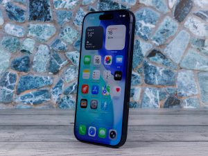 Time to swap? iPhone 14 Pro and iPhone 17 Pro in comparability