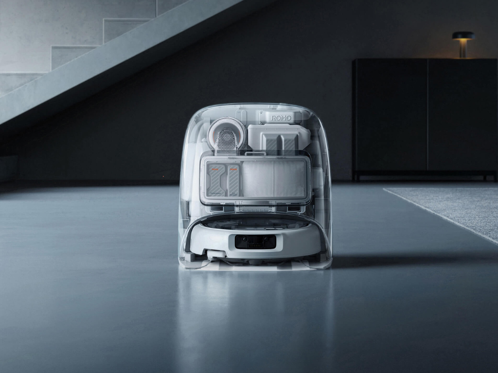 DJI Romo brings drone-grade sensors to trace’s original top class robotic vacuum line