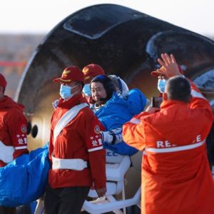 Three astronauts are stuck on China’s dwelling design with out a safe bolt dwelling