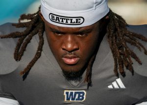 Javian Mallory, West Boca Raton football offense shine in playoff rout