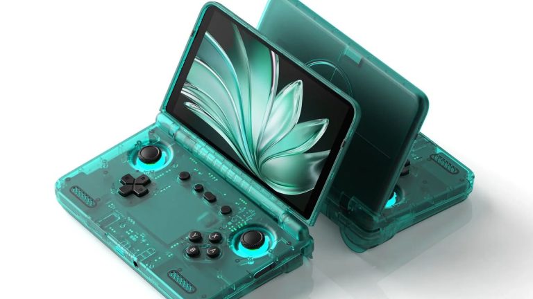 Soulja Boy is promoting video sport consoles again, and he is already being accused of ripping off an unusual handheld: “He would now not have permission to rebrand our merchandise and sell them as his possess”