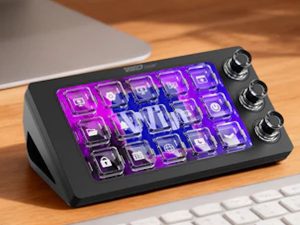 VSD MagTran M3: An arresting, customizable keyboard with on-camouflage buttons and rotary controls