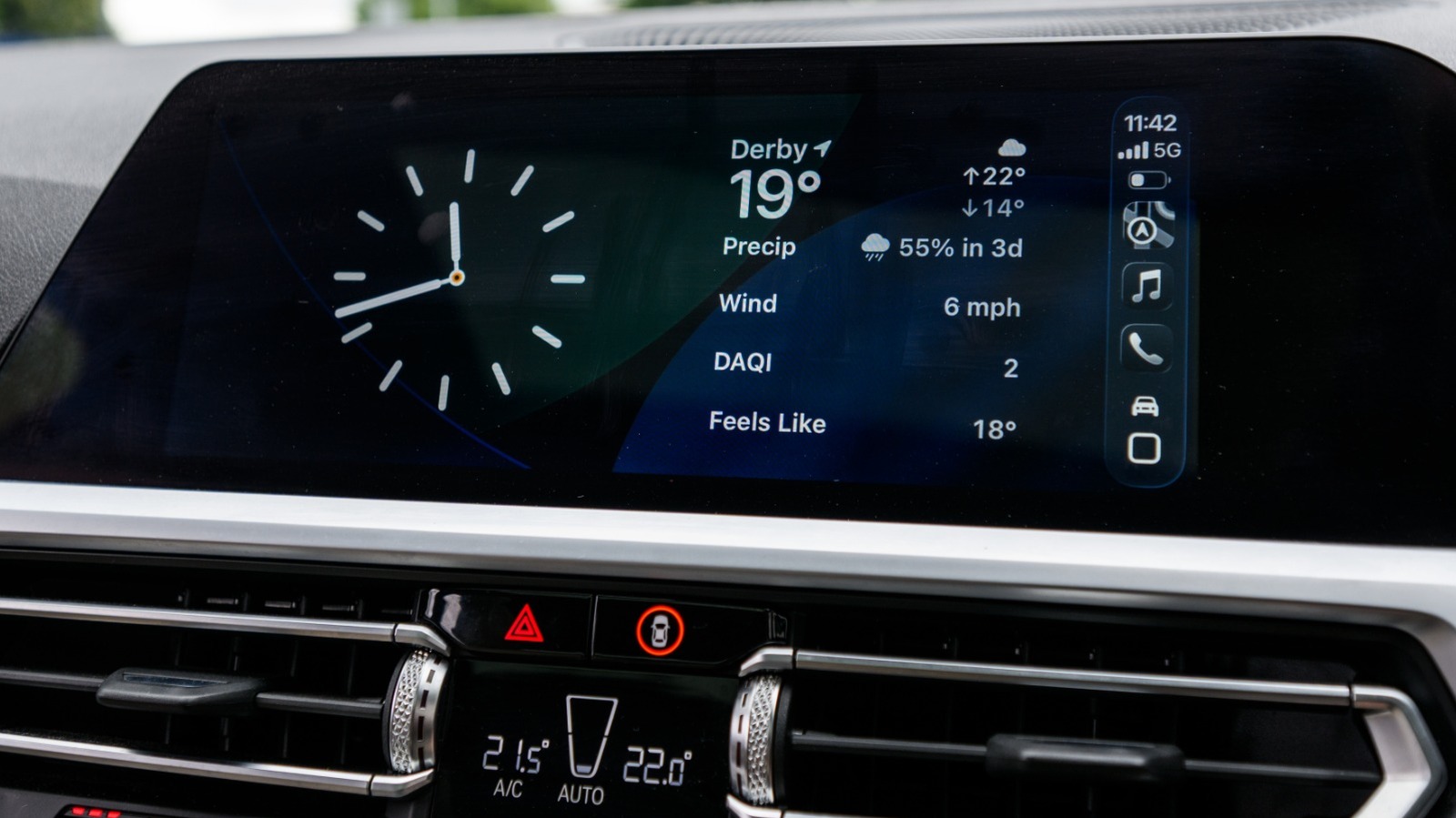5 Apple CarPlay Widgets You Need to Install ASAP