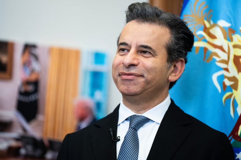 FDA removes warning for hormone replace treatment for menopause