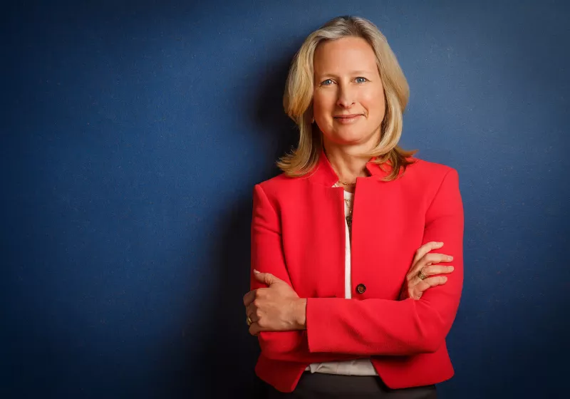 Apple announces extra senior pros are leaving, together with its habitual counsel and DEI chief