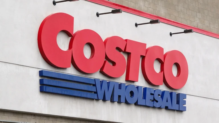 Costco Rival Brings Back Holiday Licensed Product