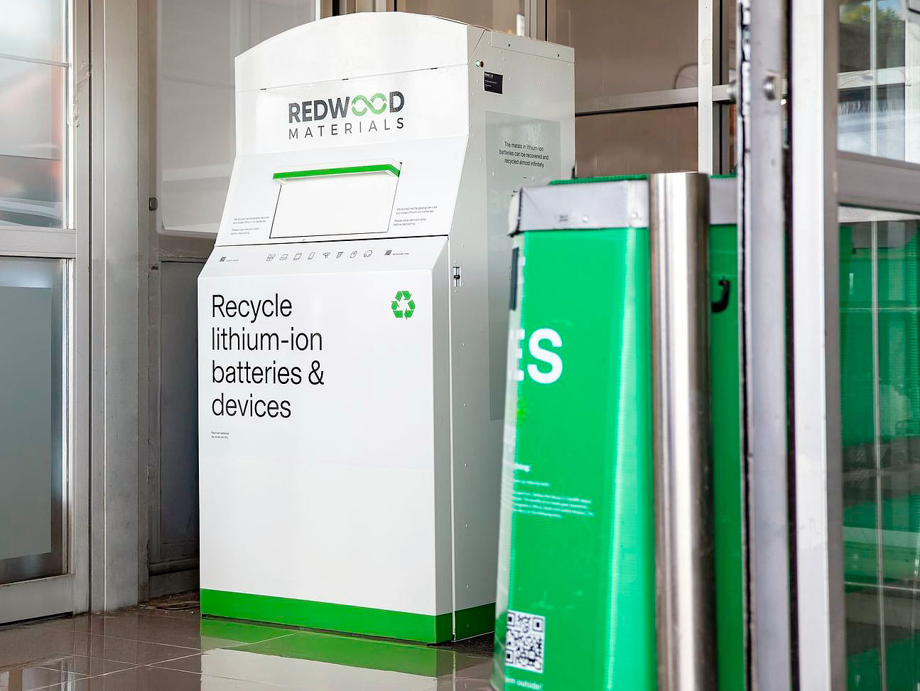 Battery recycler Redwood revolutionizes outdated faculty mobile telephone, notebook computer, earbuds or vitality tools disposal