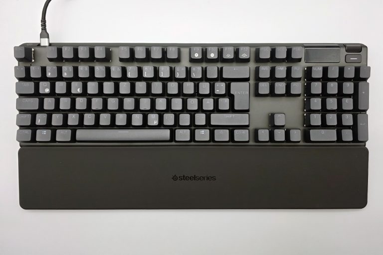 SteelSeries Apex Expert Gen 3 overview: A gaming keyboard constructed for hotfoot